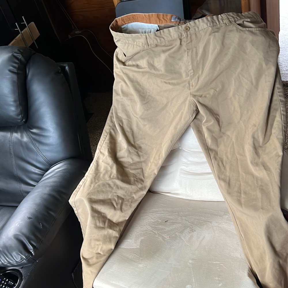 Khaki dress pants for big and tall men